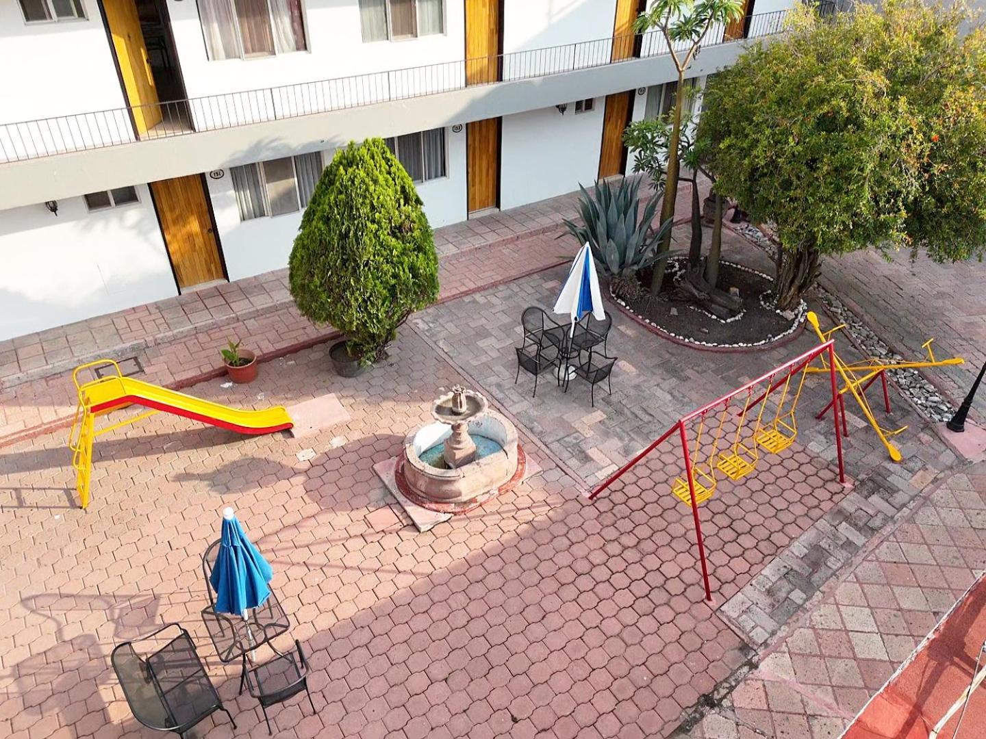 Hotel Bedd Express Queretaro Luaran gambar
