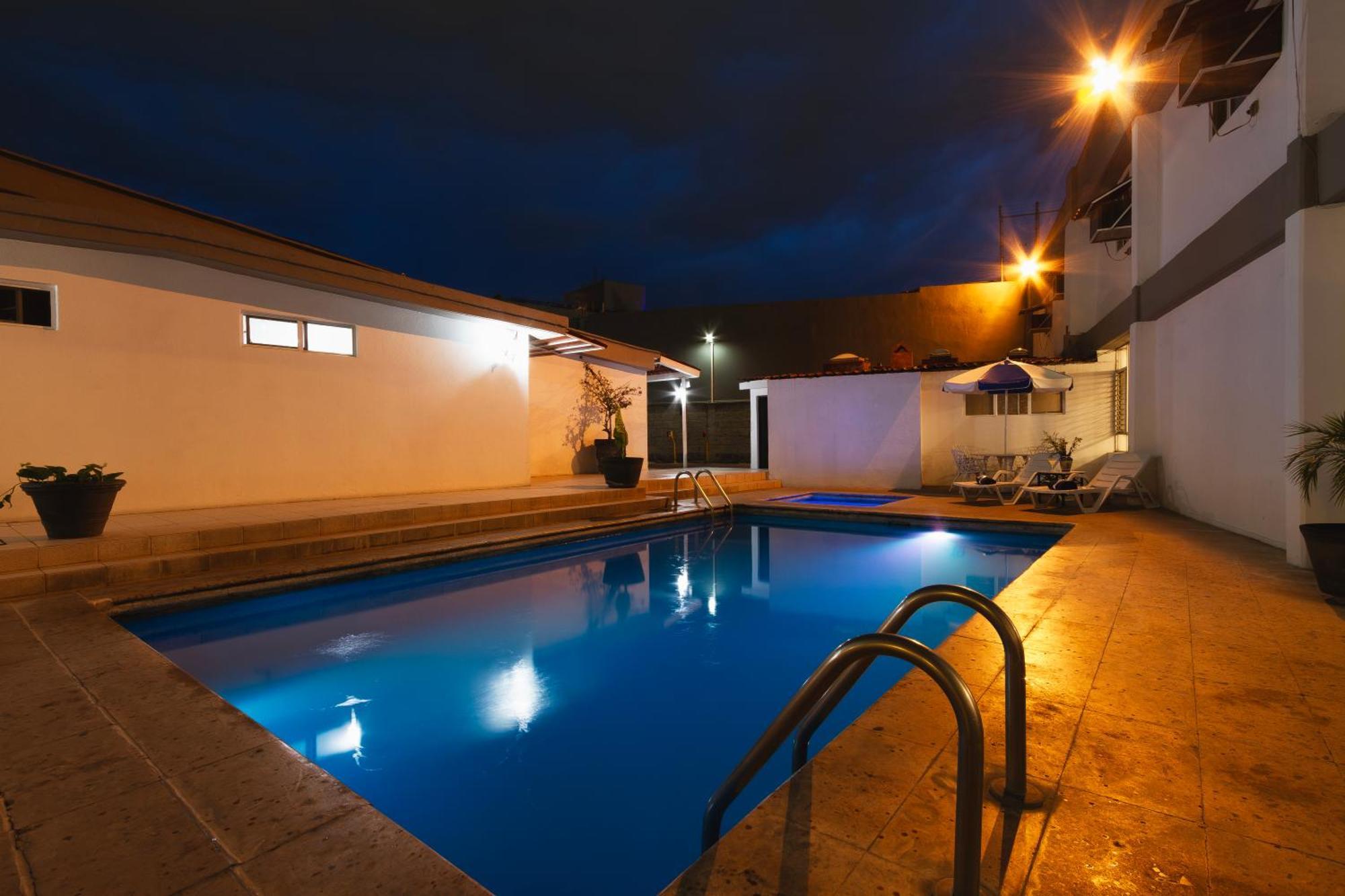 Hotel Bedd Express Queretaro Luaran gambar